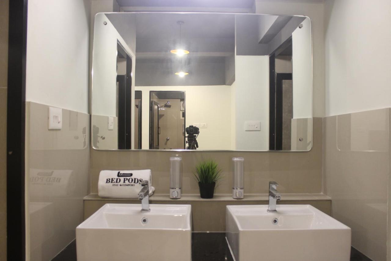 Bed Pods Hostel Thiruvananthapuram ภายนอก รูปภาพ